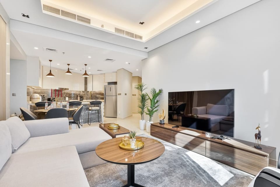 2BR Central Apt in Business Bay - Dubai