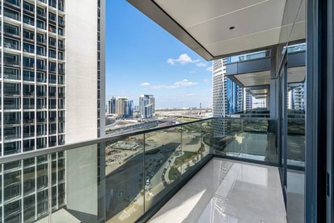 2BR Central Apt in Business Bay