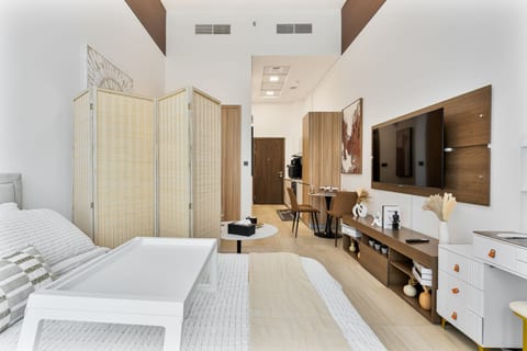 Luxury Studio | Free Gym & Pool | JVC