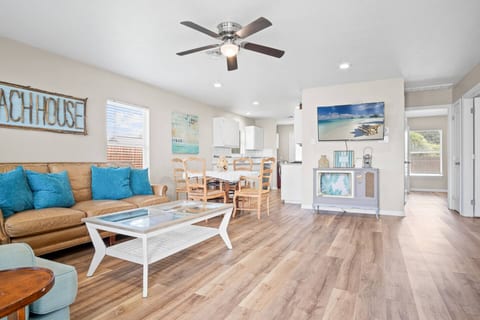 Close to beach, downtown & fishing| Week discount!