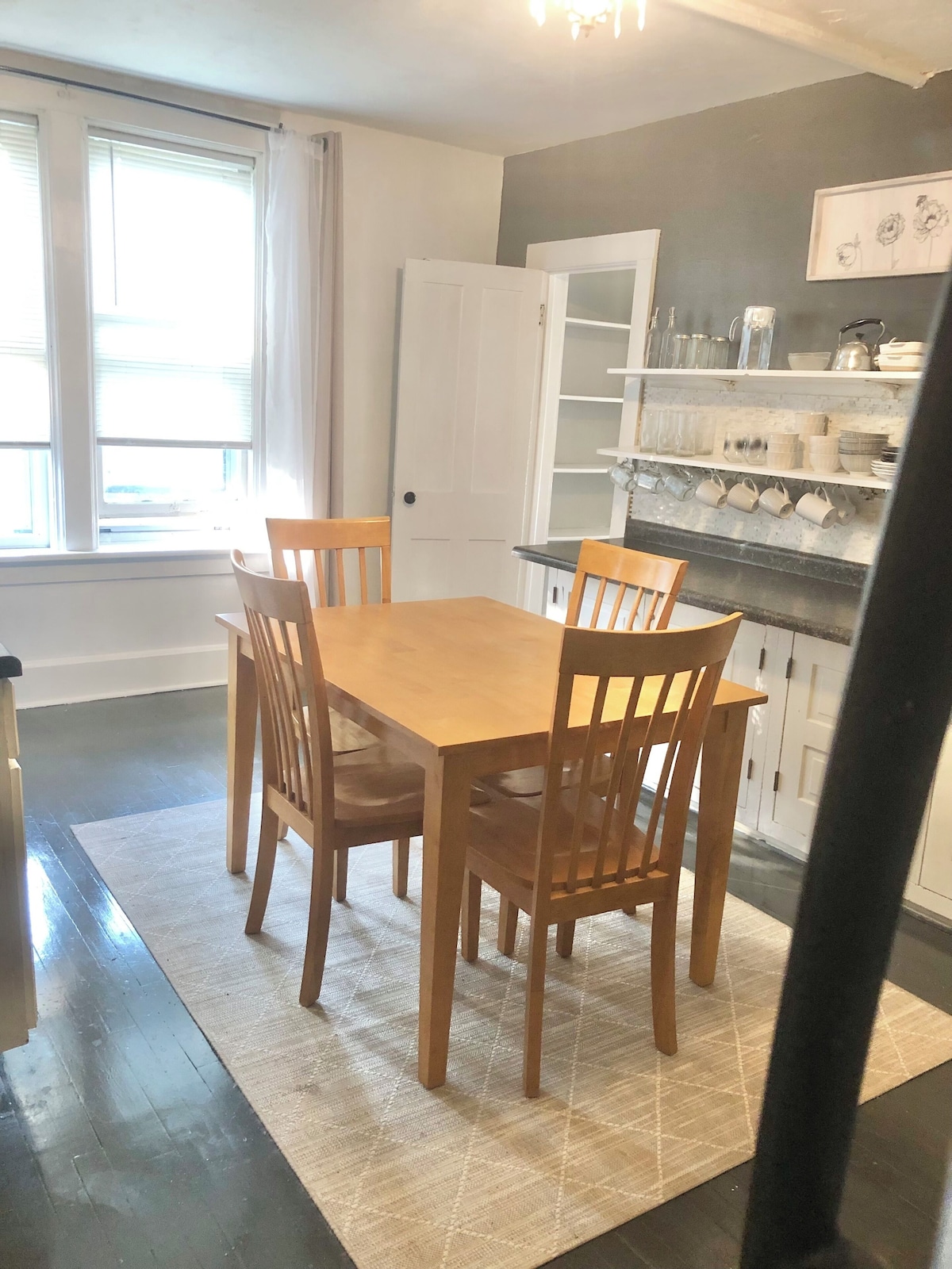 walk-to-hospitals-in-historic-astor-park/