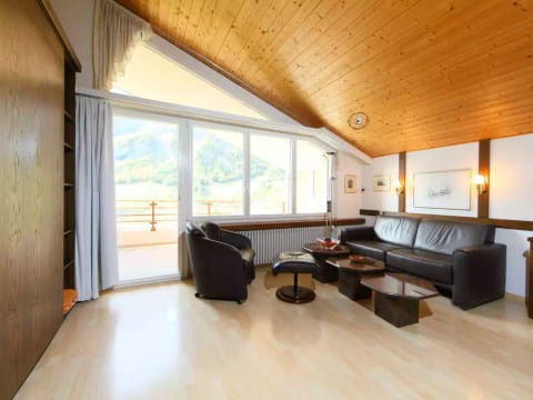 Ringstrasse Apt 416