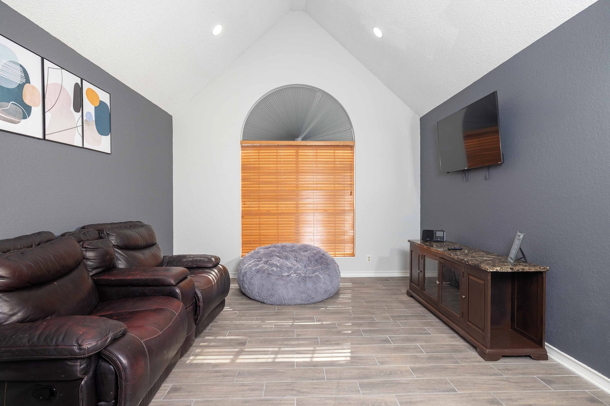 3bed2bath-at-the-medical-centerutsa-san-antonio/