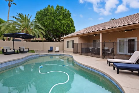Ahwatukee Adventures Family Home With Pool