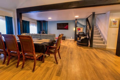 Pinetop Retreat | Pet Friendly | Hot Tub