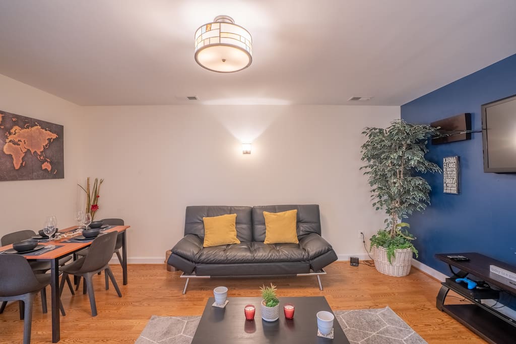 Dining Table in the Living Room - Charming Home Minutes From Nation's Capital - Arlington