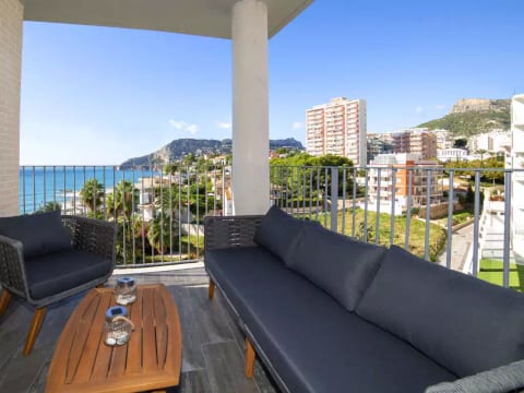 Isea Calpe 01