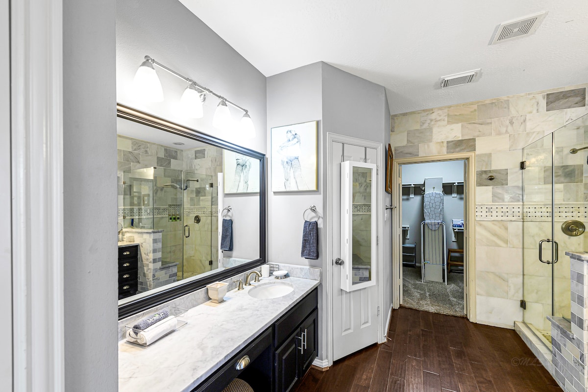 Double vanities make getting ready easy for couples or families.