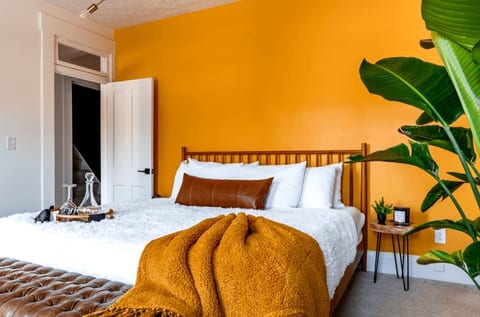 🌿 Casa Serena by Jungle House | Free Parking | 5,800+ Reviews | Downtown & Short North | Close to OSU, Convention Center & Nationwide Arena