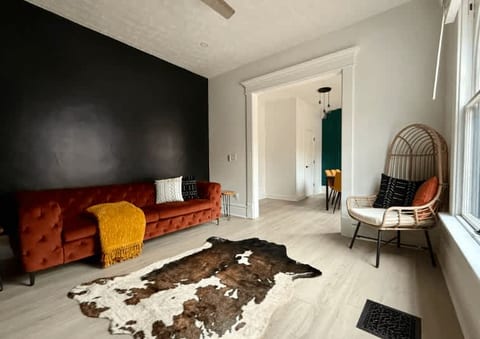 Vine House by Jungle House | 5,800+ Reviews | Downtown & Short North | Close to OSU, Convention Center & Nationwide Arena | Free Parking