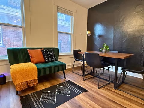 Short North - Private Parking - Convention - Pets