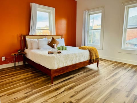 Free Parking - King Bed - Short North - Convention