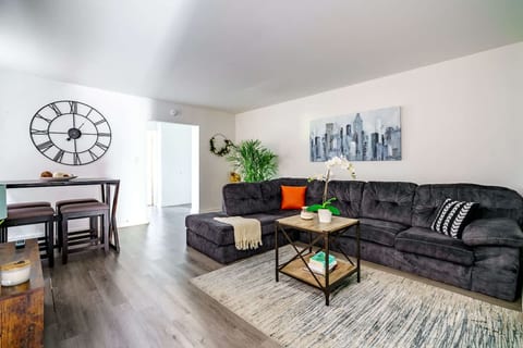Short North - Private Parking - Pets - Convention