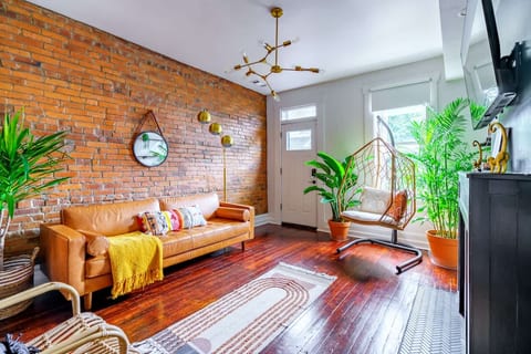 Convention - Parking Free - Short North - King Bed
