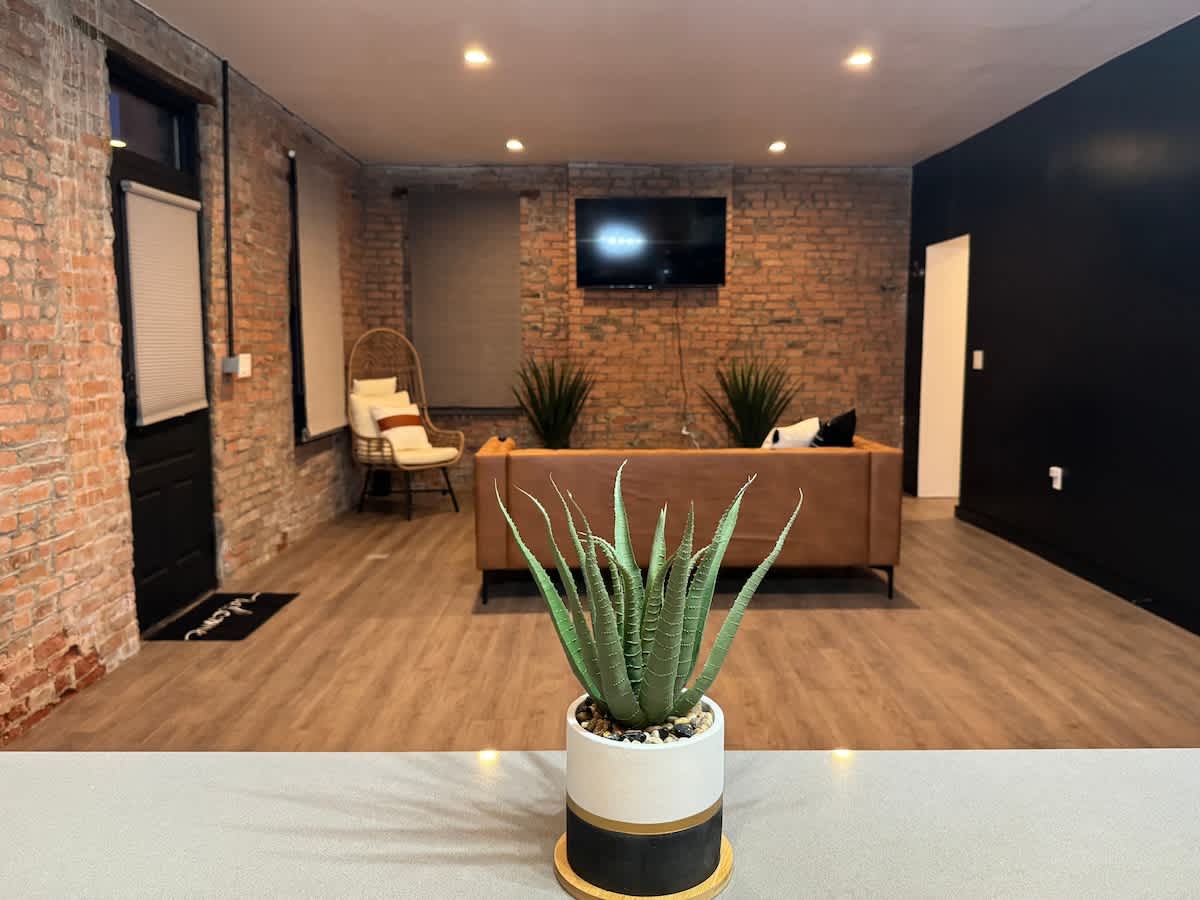 Convention - Short North - Parking Free - King Bed