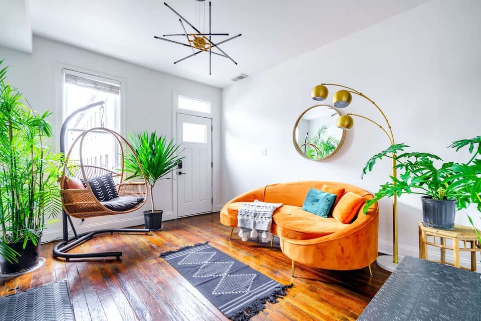 Urban Jungle by Jungle House | Short North & Downtown | Free Parking | 5,800+ Reviews - Columbus