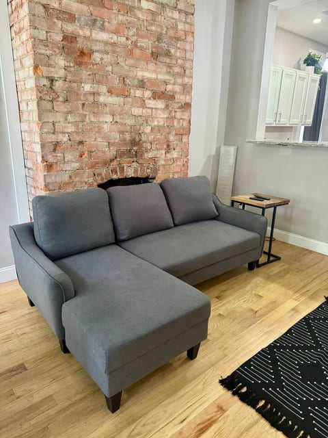 Jungle Aura by Jungle House | Downtown & Short North | Near Convention Center, Nationwide Arena & Ohio State | Free Parking | 5,800+ Reviews