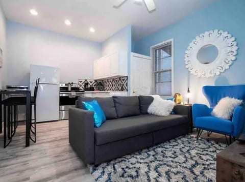 Jungle Bliss by Jungle House | Near Nationwide Arena, OSU & Convention Center | Downtown & Short North | Free Parking | 5,800+ Reviews