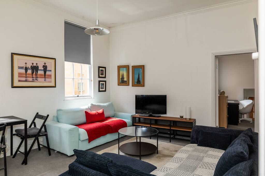 Great Stanhope St - Central Flat in Bath - Sleeps 6