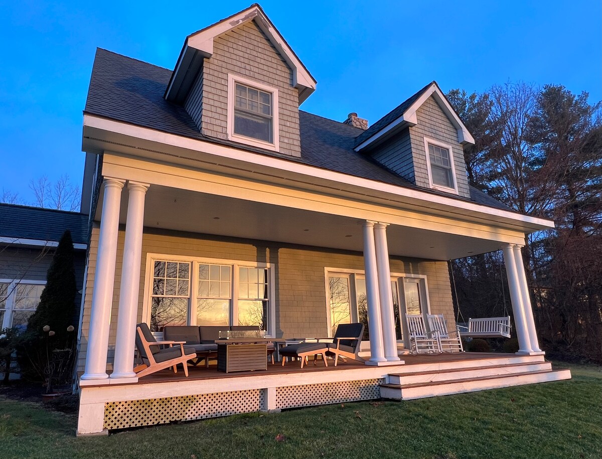 berkshires-fall-escape-with-views-and-cozy-fireplace/
