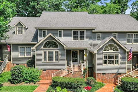 La Casita Cary- 1/2 mi. walking distance to shops!