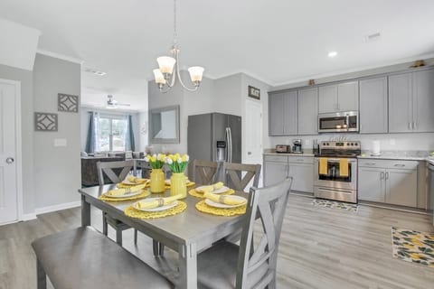 Fully stocked Kitchen / dining area