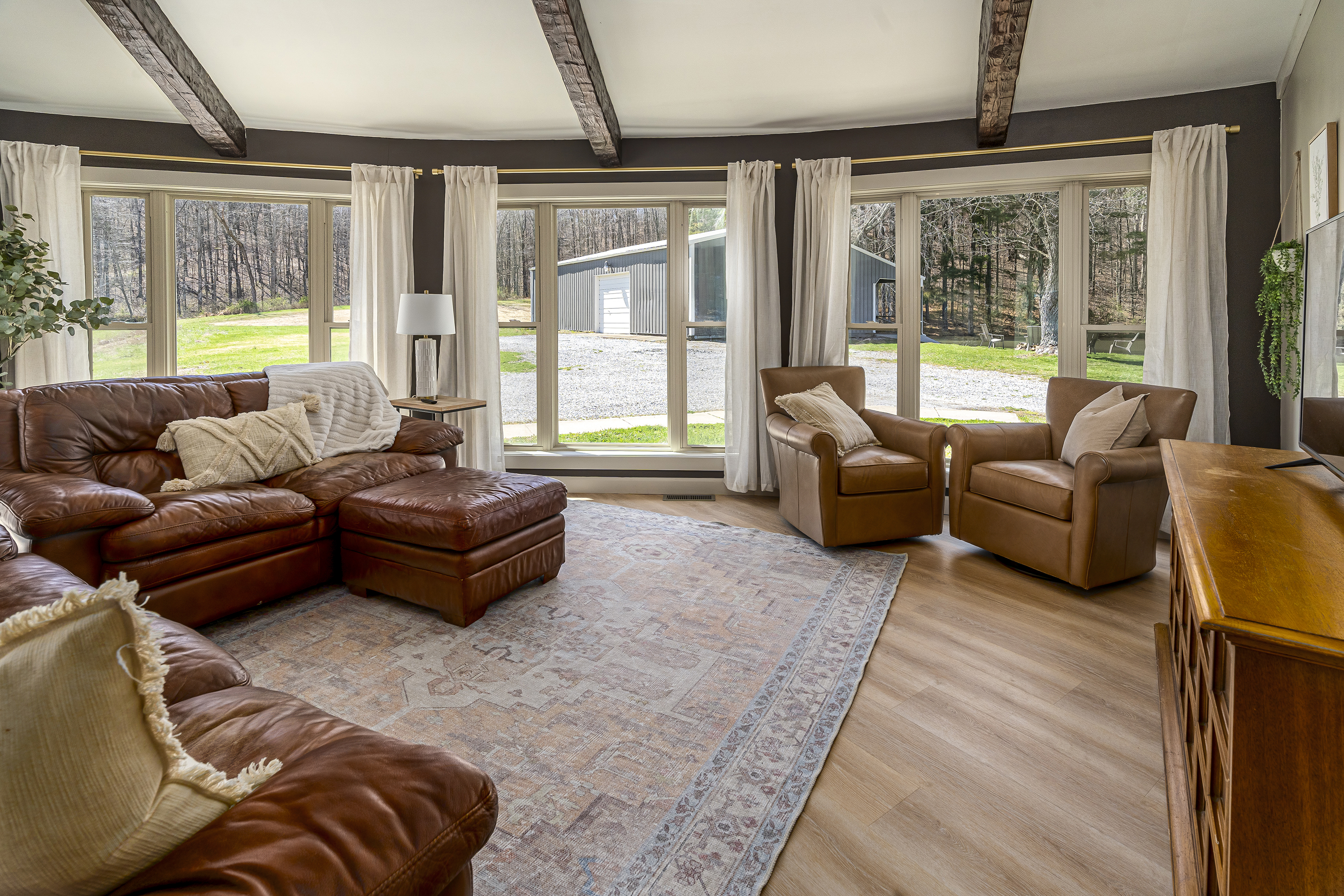 Extra comfortable seating in living room