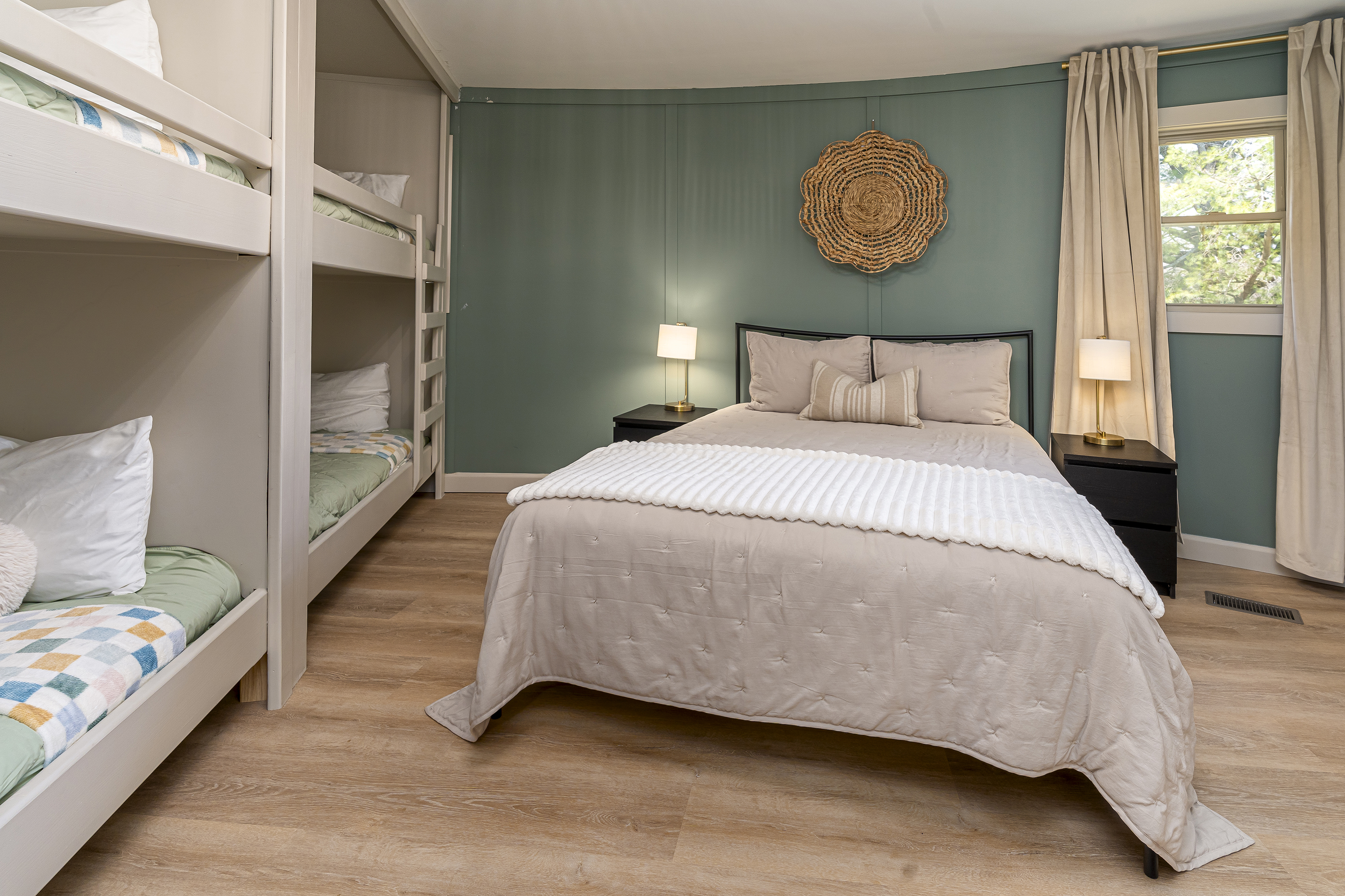 Bedroom 2- Queen bed and 2 bunk beds