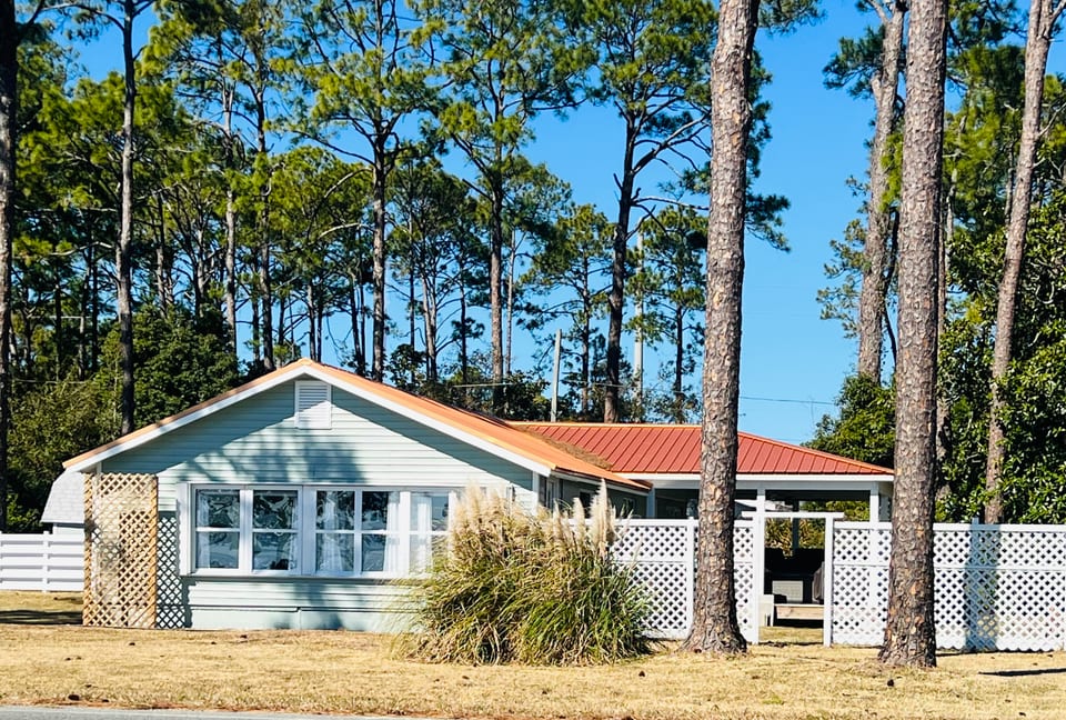 The Bay House with Amazing Views - Eastpoint
