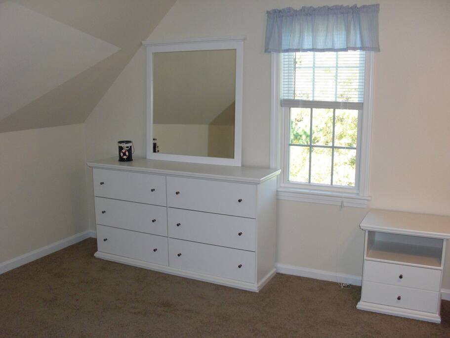 cape-cod-getaway-3br2ba-beach-pass-included/