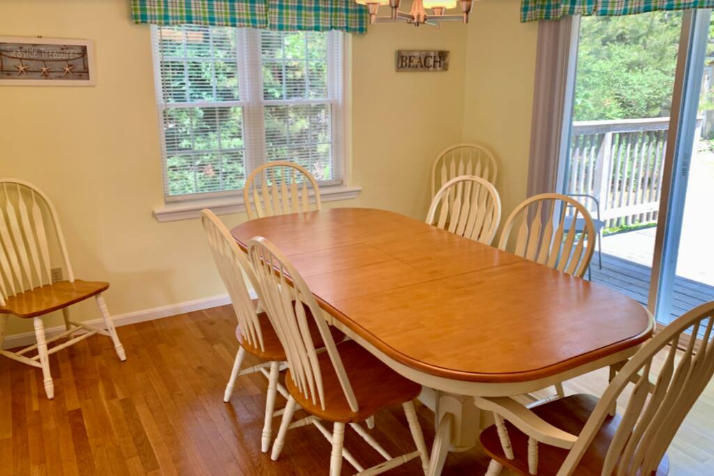 cape-cod-getaway-3br2ba-beach-pass-included/