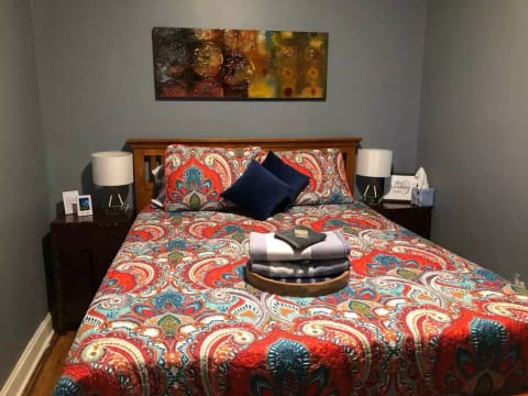 Cottage West - 2 bed Central location