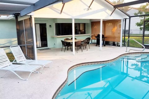 Pool and Screened Patio