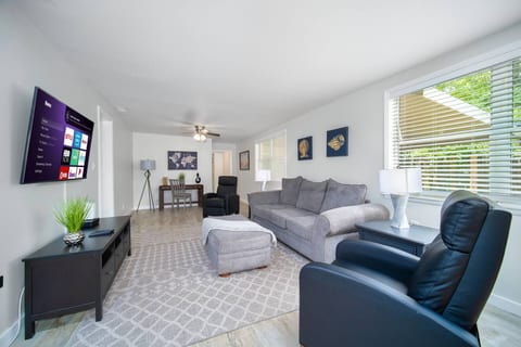 Work Stay Near Mayo - Game Room - Sleeps 8