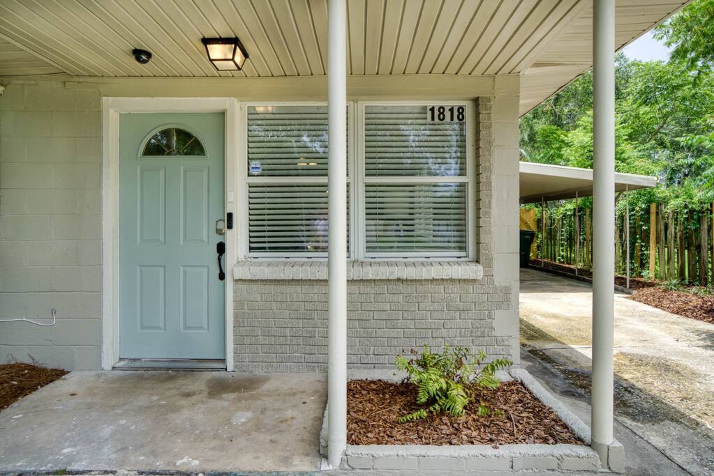 fully-renovated-house-10-min-to-mayo-clinic/