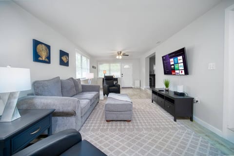 Work Stay Near Mayo - Game Room - Sleeps 8