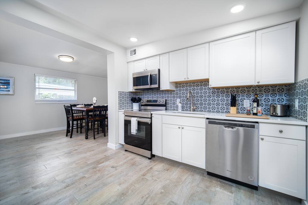 fully-renovated-house-10-min-to-mayo-clinic/