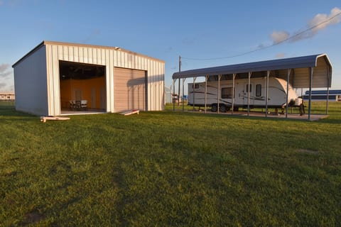 Palacios Paradise, fishing, game room