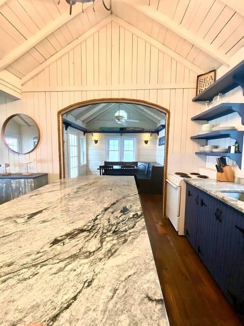 Cottage on Clearwater - Pontoon/Jet Ski Rental image 3