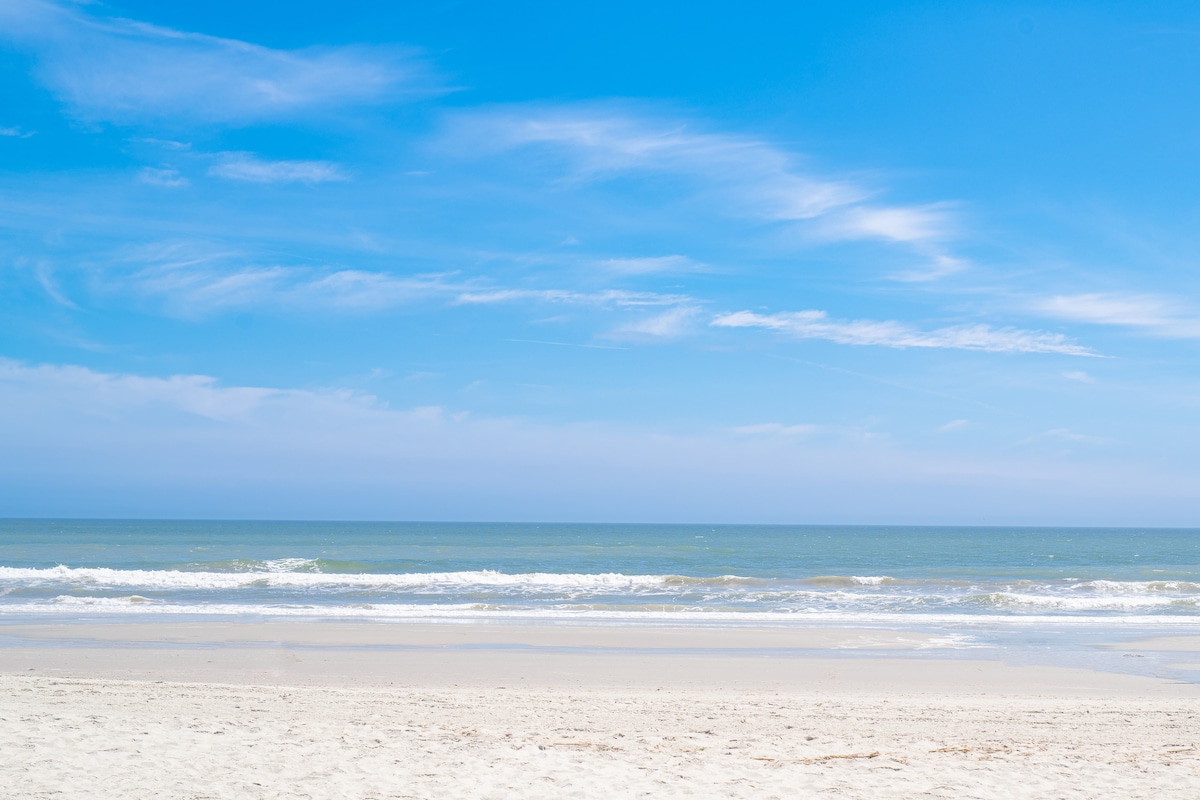 Coastal comfort with your own heated pool - NMB image 5