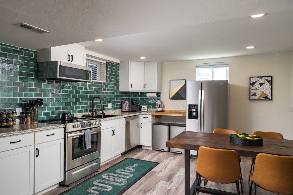 denver-emerald-cozy-unit-near-lohi-and-rino/