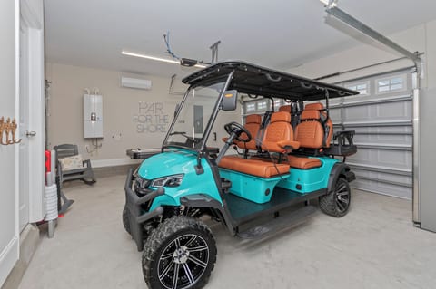 Par4Shore ~ Golf Cart ~ Heated Pool ~Walk to Beach