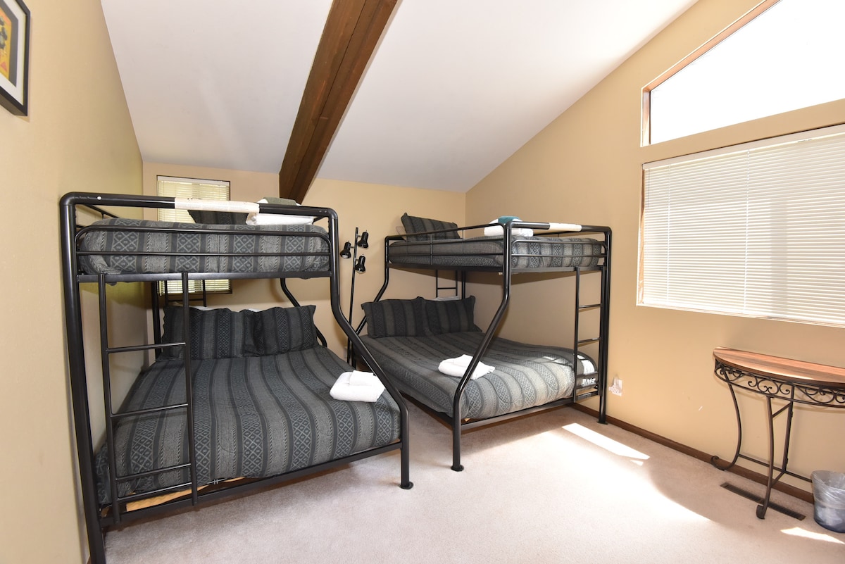 sunriver-resort-home-ac-sharc-golf-view-pool-tbl/