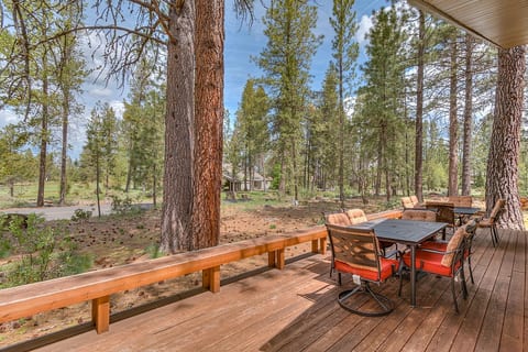 Sunriver Resort Home-A/C, SHARC-Golf View-Pool Tbl