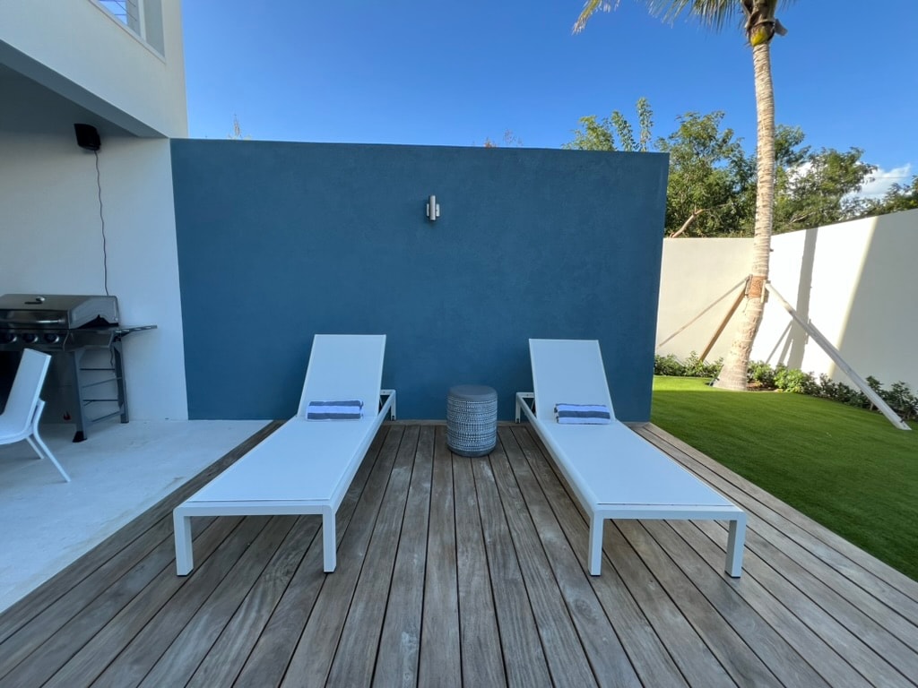 grace-bay-new-luxurious-home-3+-bedrooms-and-pool/