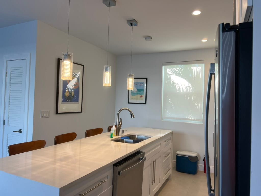 grace-bay-new-luxurious-home-3+-bedrooms-and-pool/