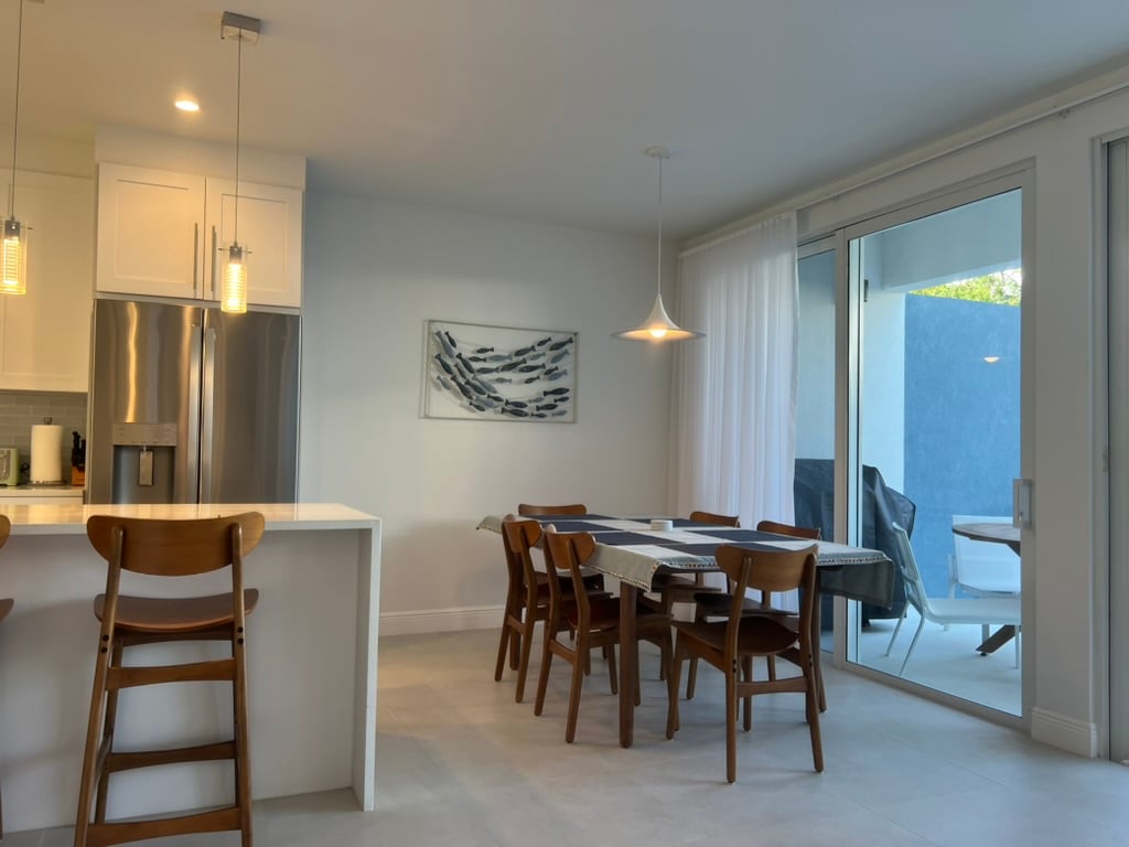 grace-bay-new-luxurious-home-3+-bedrooms-and-pool/