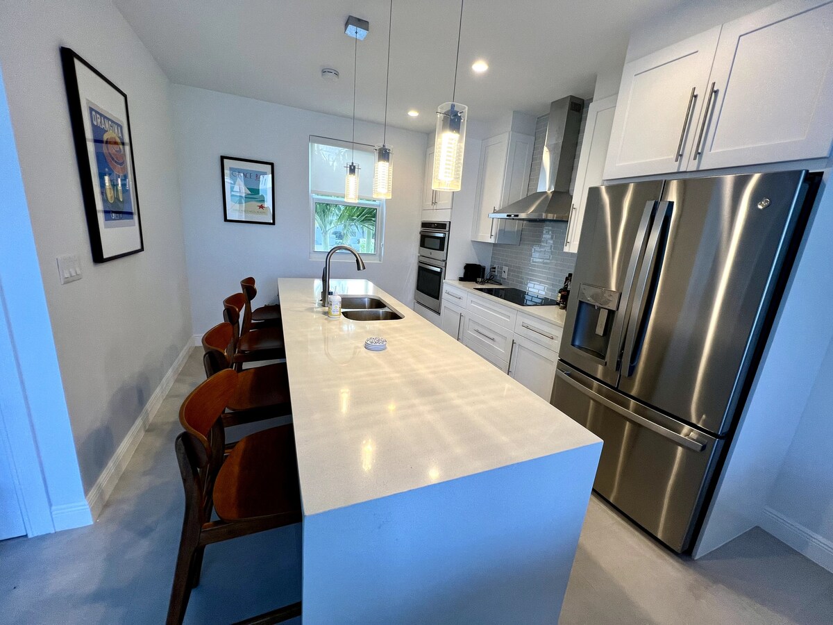 grace-bay-new-luxurious-home-3+-bedrooms-and-pool/