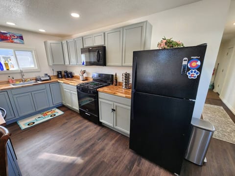 Walk to Main St | Mountain Views + Private Balcony | Downtown Cañon City