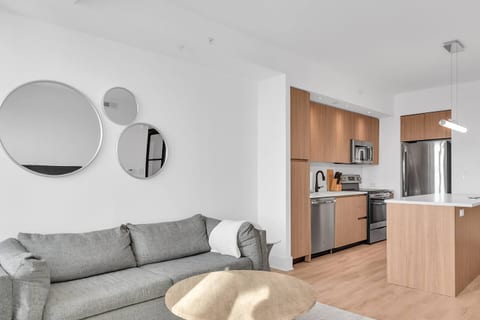 Skyline City View 2BR |Tysons Corner| Free Parking